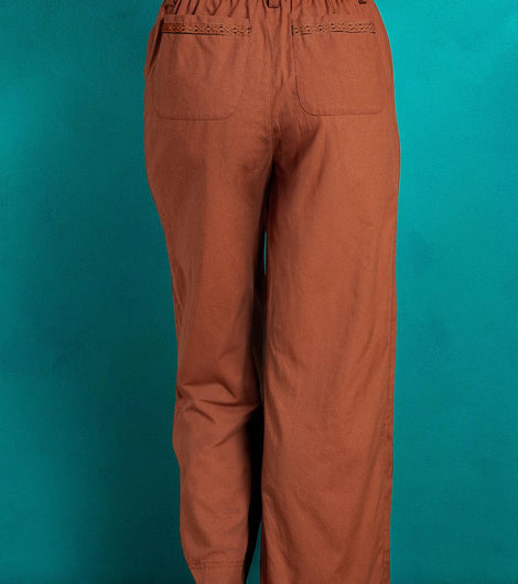 Red Dahlia Elastic Waist Pocketed Casual Straight Leg Pants