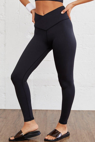 Black Arched Waist Seamless Active Leggings - Rebel Chics